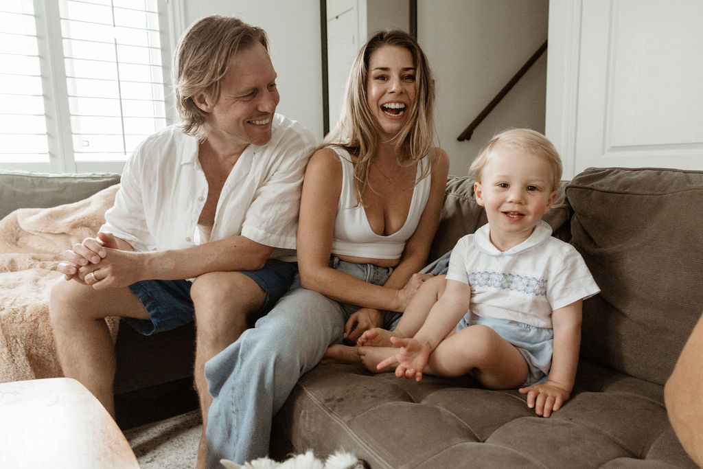 Samantha sharing a relaxed moment at home with Tom and Tyson
